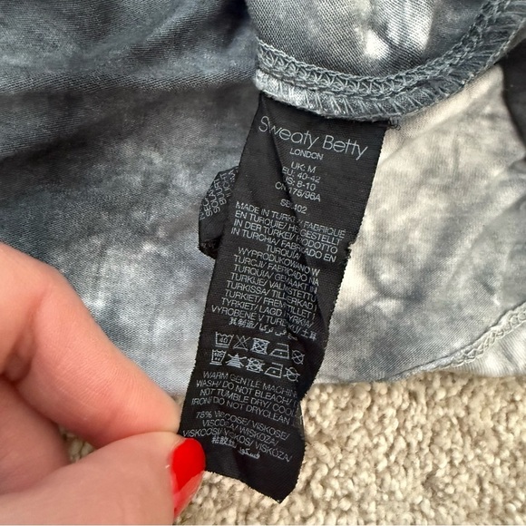 Sweaty Betty Take it Easy Black Tie Dye Dress Size M Pockets Drawstring Waist - Picture 8 of 12